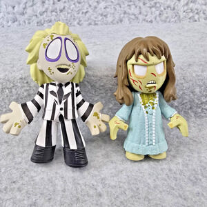 Funko Mystery Minis Beetlejuice & Regan Exorcist Lot of 2 Horror Classics